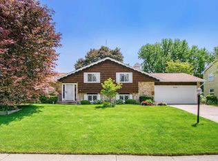 5522 York Rd, South Bend, IN 46614