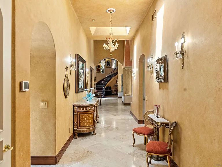 15708 Circo Diegueno Rd — Photo 11