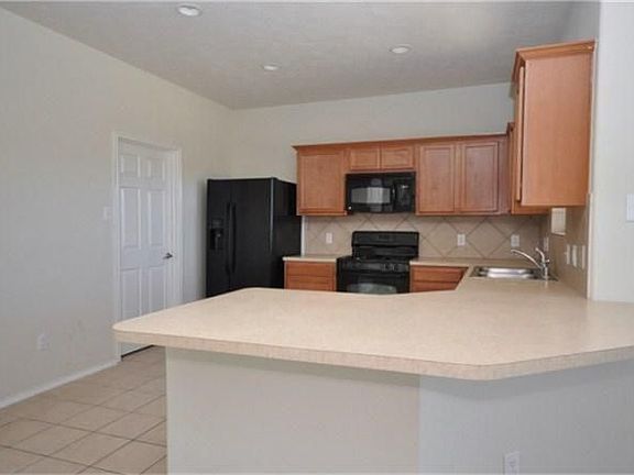4th image of 18131 June Oak St