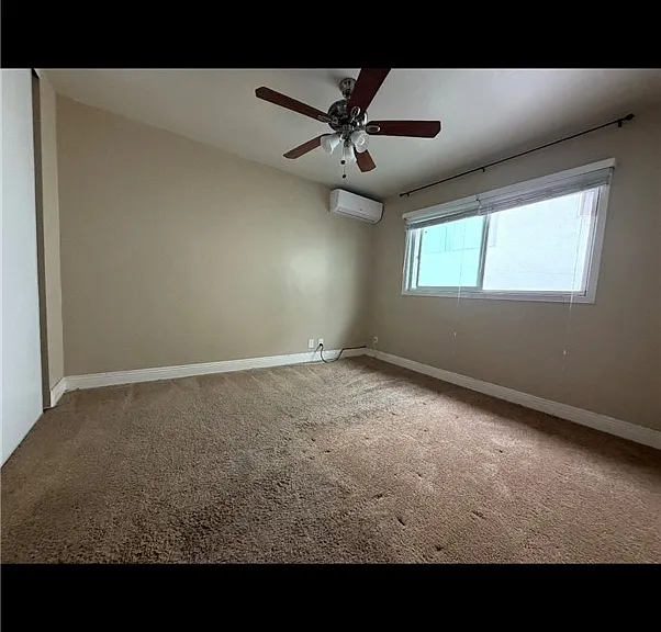 1325 E 7th St #9 — Photo 7