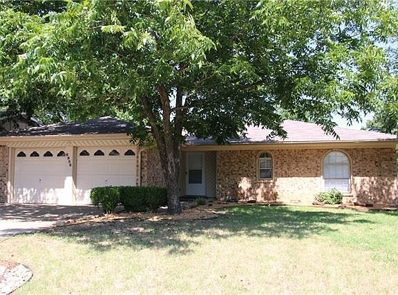 2nd image of 6958 Crabtree Ln