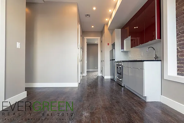 Rented by ERNY LLC | media 20