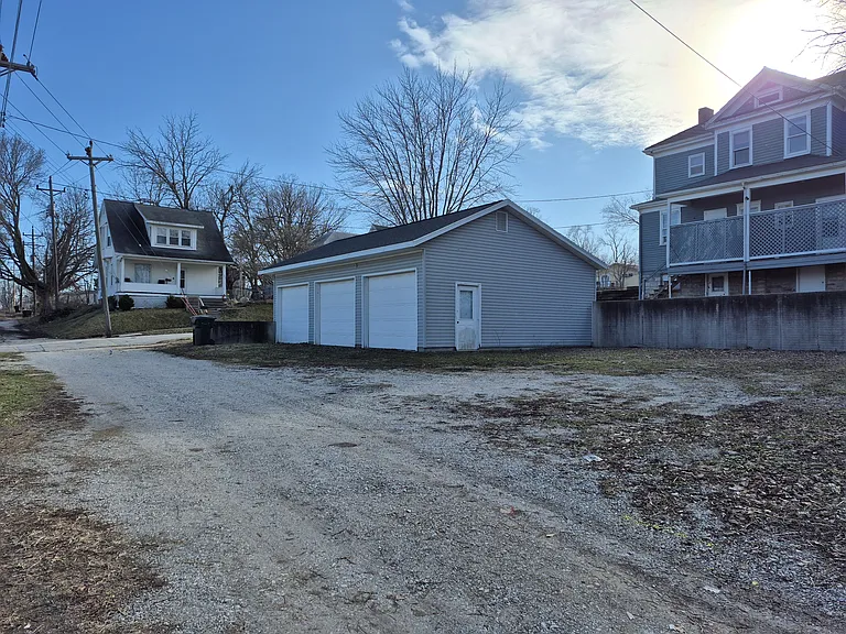 1203 Bank St #3 — Photo 7