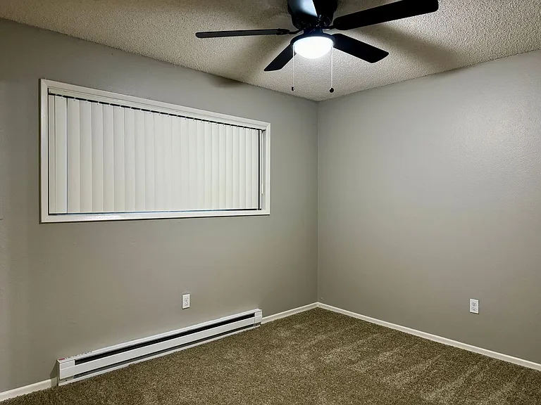 Taylor Place Apartments I — Photo 6