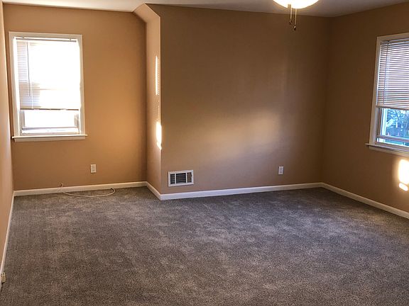 2nd image of 630 Cedar St Floor 2