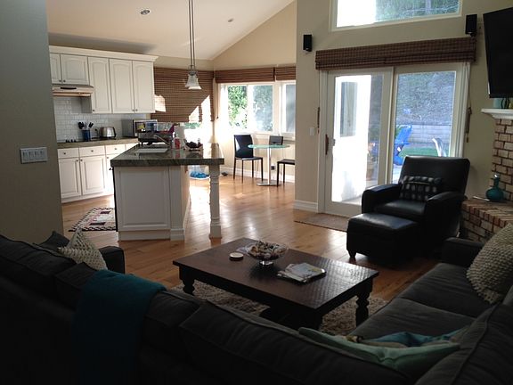 Large updated eat in kitchen and family room