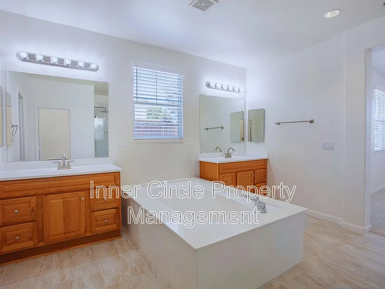 5560 McFarlan Ranch Dr — Photo 20
