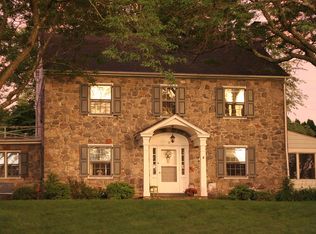 52 Orchard Ln, Boyertown, PA 19512