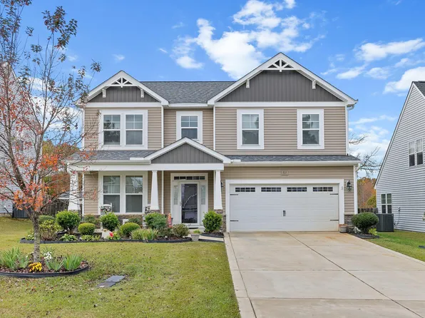 511 Summerwind Plantation Dr, Garner, NC 27529