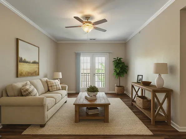 12833 Tradd St APT 3A, Carmel, IN 46032
