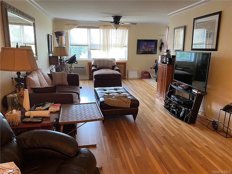 1st image of 98 Dehaven Dr APT 6C