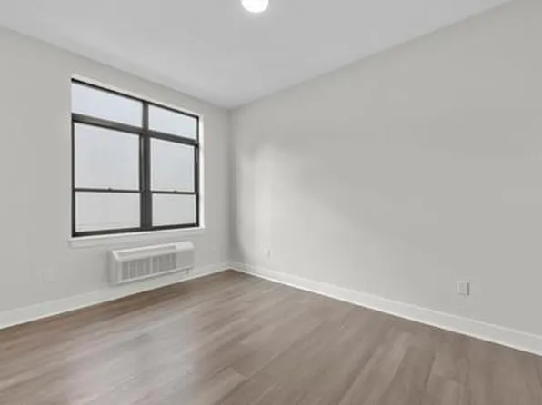 121 34th Street image 50 of 213