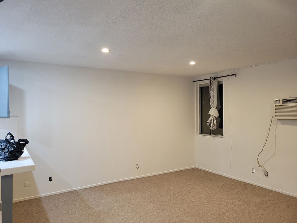 1st image of 11905 Kling St APT 14