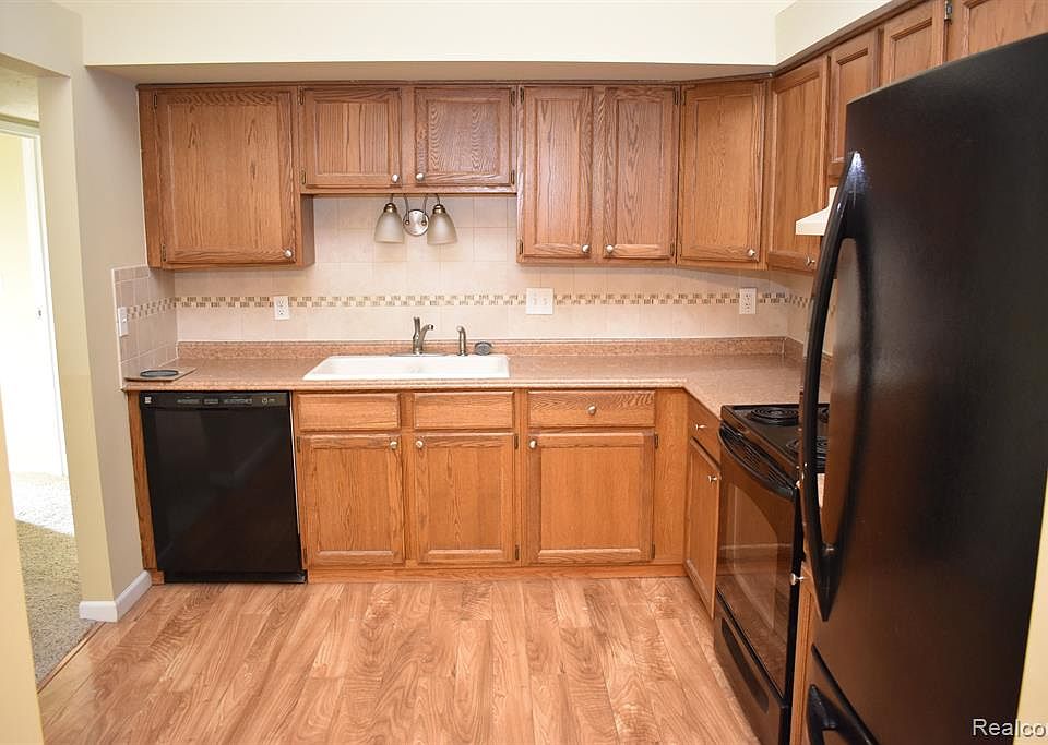 19531 Northridge Dr Northville, MI Zillow Apartments for Rent in