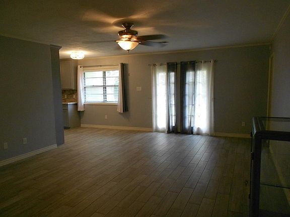 4th image of 5301 Apple Springs Dr