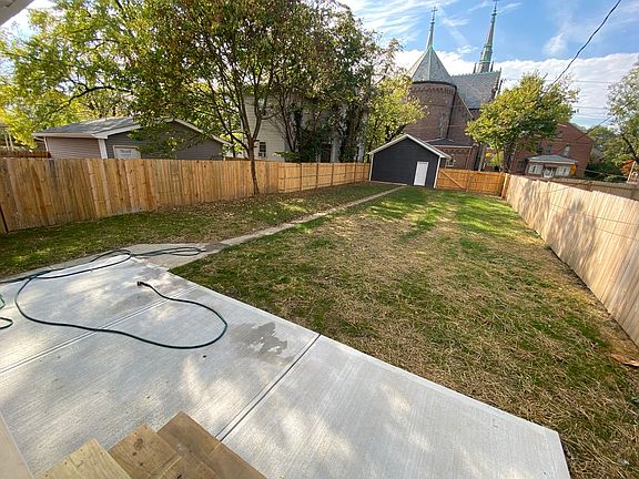 3rd image of 671 S Champion Ave
