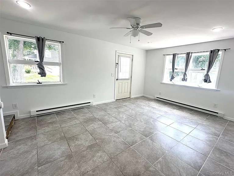 171 Roosevelt Rd — Photo 34
