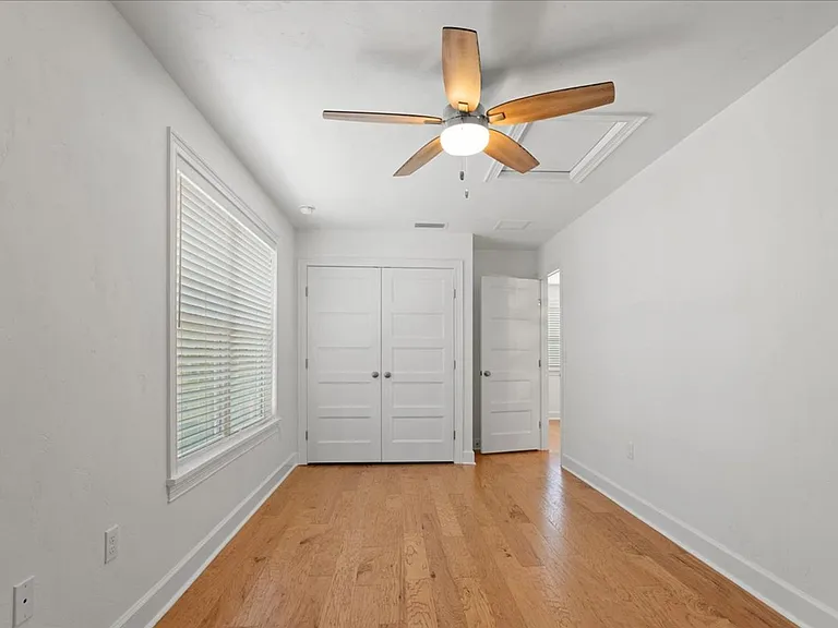 619 NW 3rd St — Photo 21