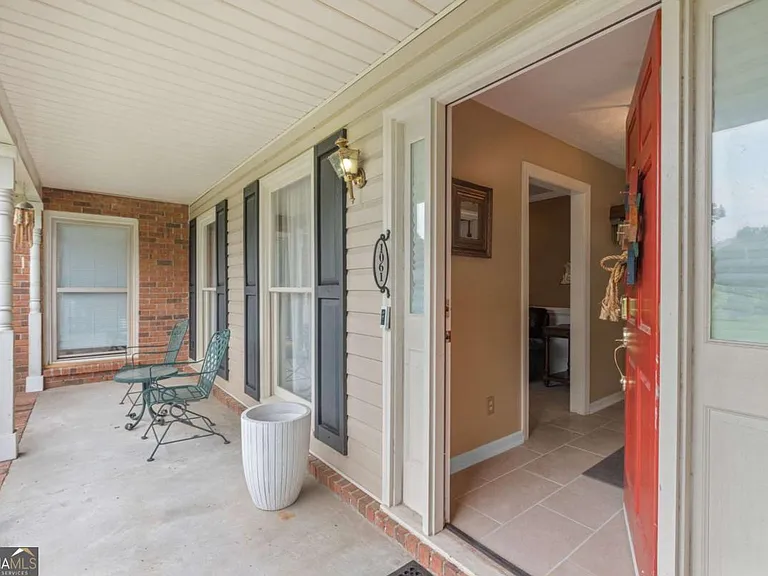 1061 Highway 92 N — Photo 11