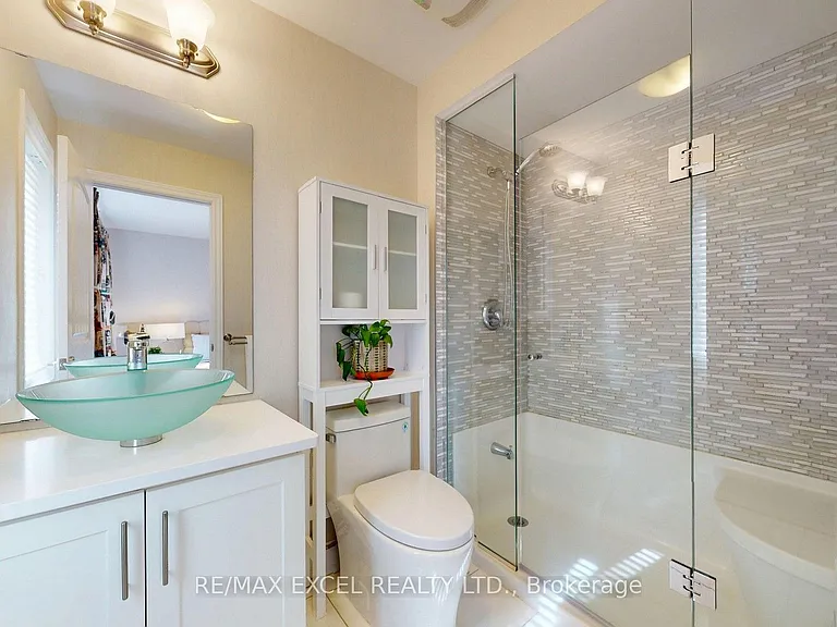 215 Coons Rd — Photo 33