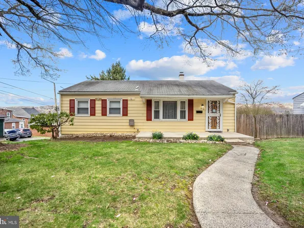 619 Oak St, Coatesville, PA 19320