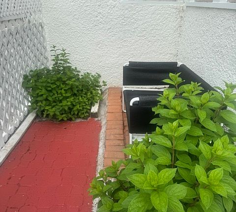 3rd image of 2717 Girard Ave S APT 102