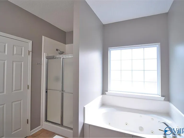 206 Horseshoe Bnd — Photo 16