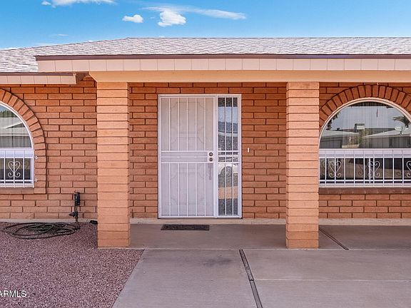 3rd image of 4211 E CRESCENT Avenue