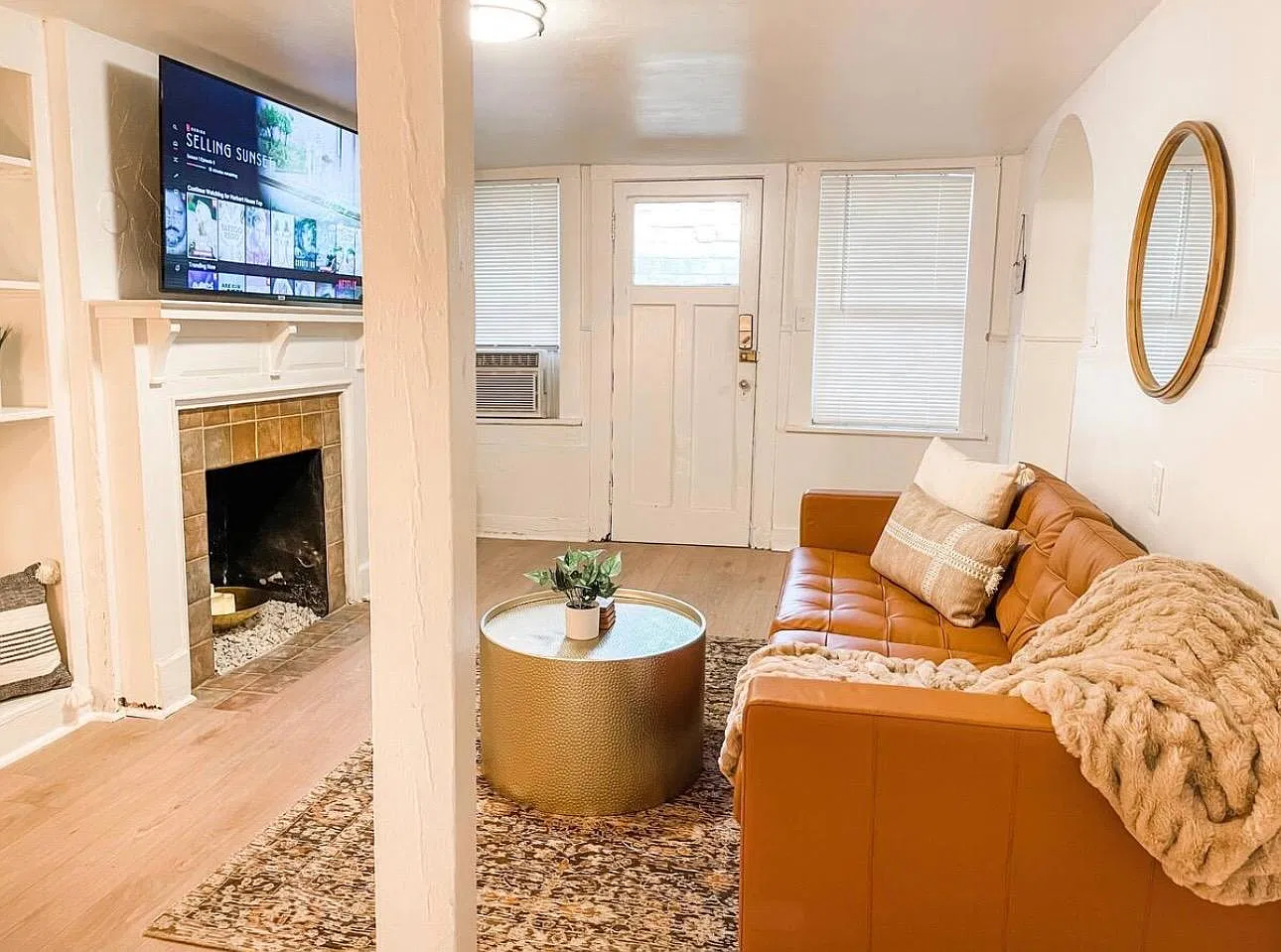 1 bed, 690 sqft, $995 — Photo 3