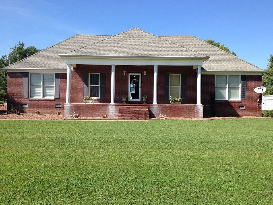 1st image of 71 Hannah Dr