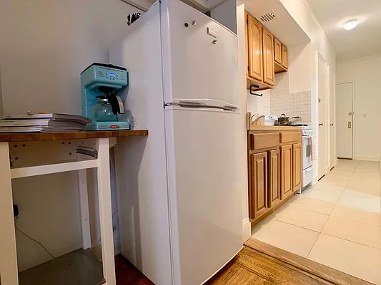 Rented by Building Equity Real Estate LLC | media 17