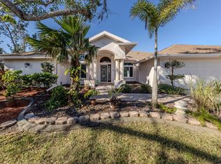 1093 Laurel Woods Dr, Nokomis, FL 34275