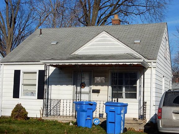 2nd image of 24694 Hopkins St