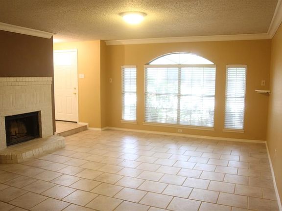 2nd image of 1713 Shady Creek Dr