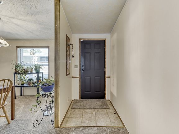4th image of 10523 SE Linwood Ave Unit 15