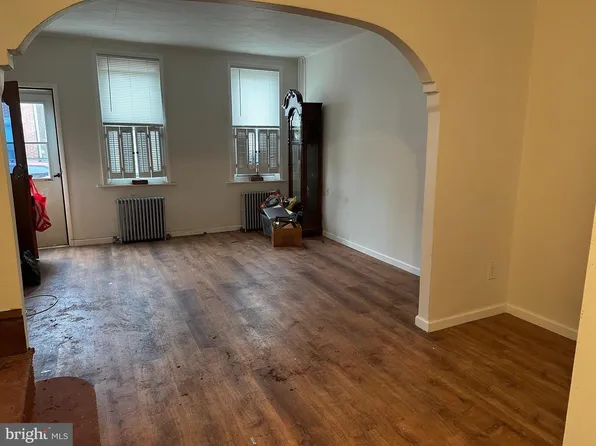2982 Salmon St, Philadelphia, PA 19134