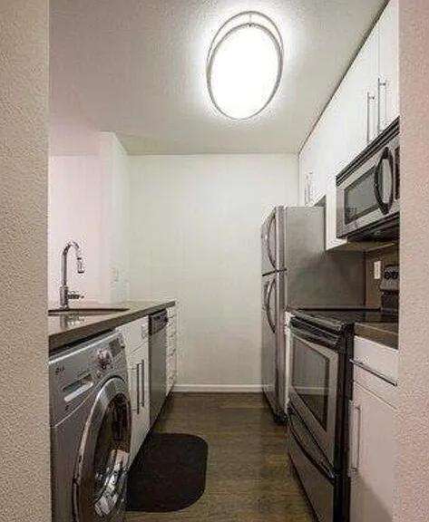141 S Clark Dr #118 — Photo 8