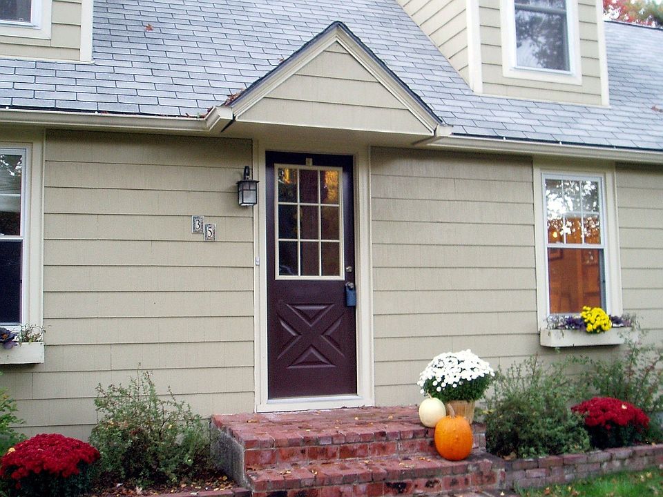 Front view of house in fall 