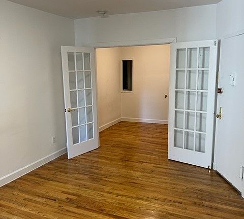 3rd image of 244 E 79th St APT 2D