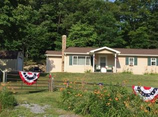 772 Barton Hollow Rd, East Waterford, PA 17021