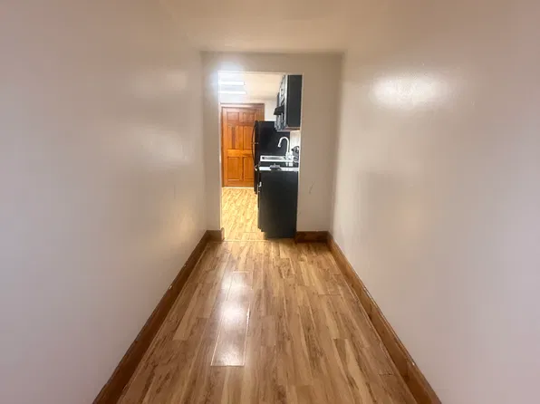 321 Washington Ave #Basement, Albany, NY 12206