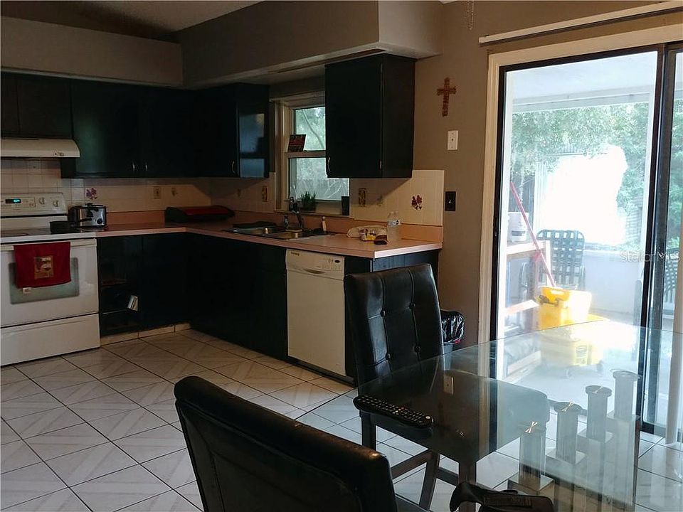 2nd image of 830 Del Prado Dr