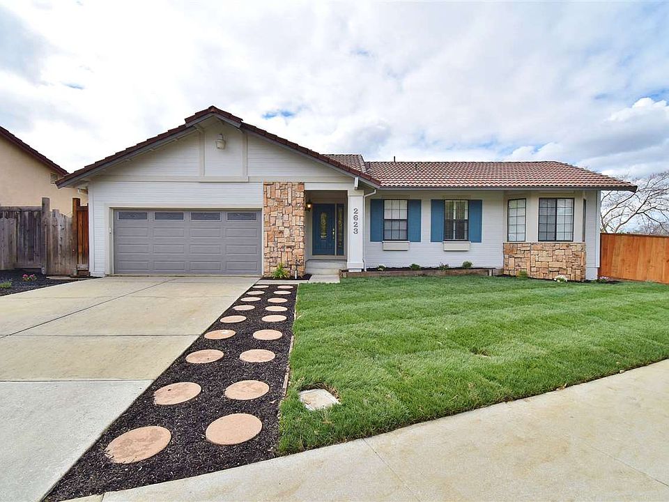 2nd image of 2623 Reno Dr