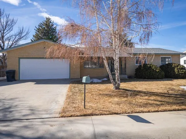 836 N Day St, Powell, WY 82435