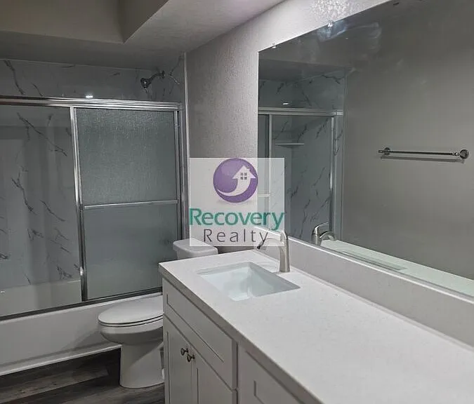 1184 Green Hill Dr — Photo 13
