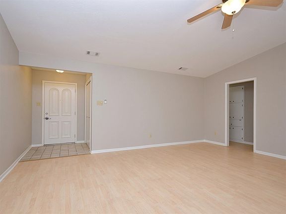 5th image of 11105 Bluff Canyon Dr