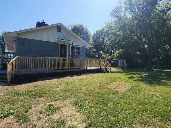 116 W Jackson St, Veedersburg, IN 47987