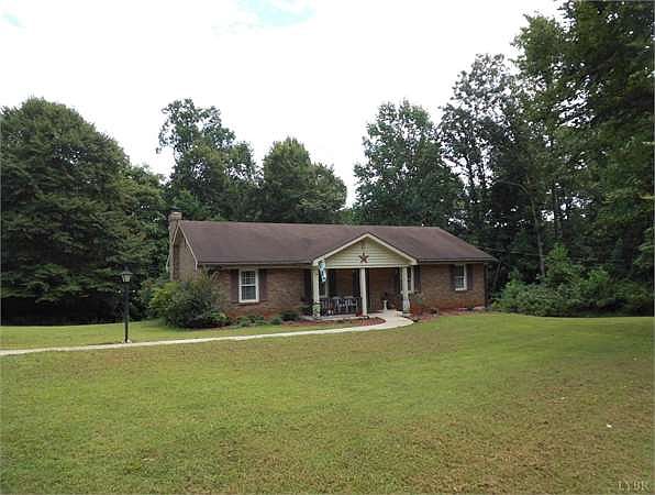 1st image of 131 Cricket Hills Dr