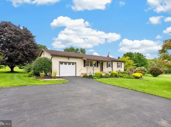 123 Meri Leigh Way, Oxford, PA 19363