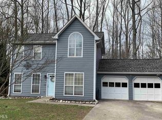 640 Hunters Ln, Loganville, GA 30052
